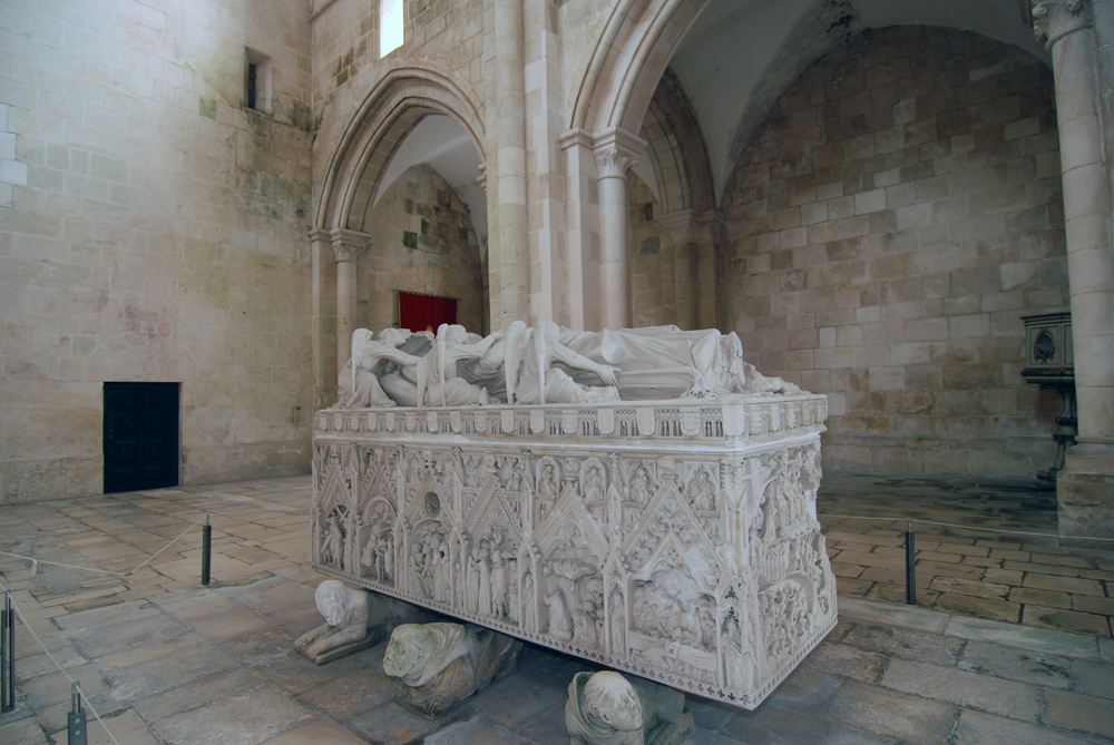 02 De praalgraven zijn rijkelijk versierd verkleind