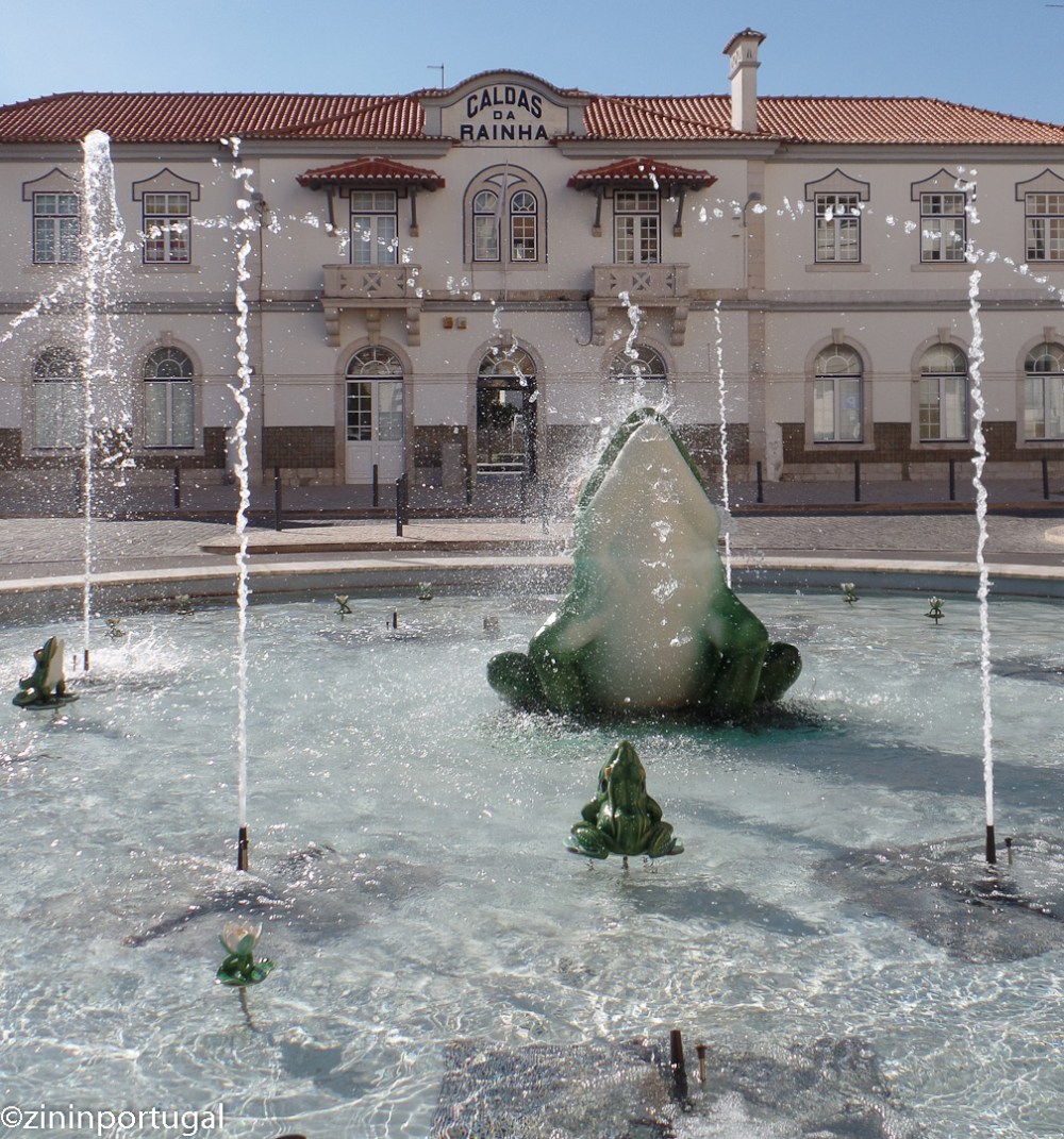 Keramiek in Caldas, kikkers